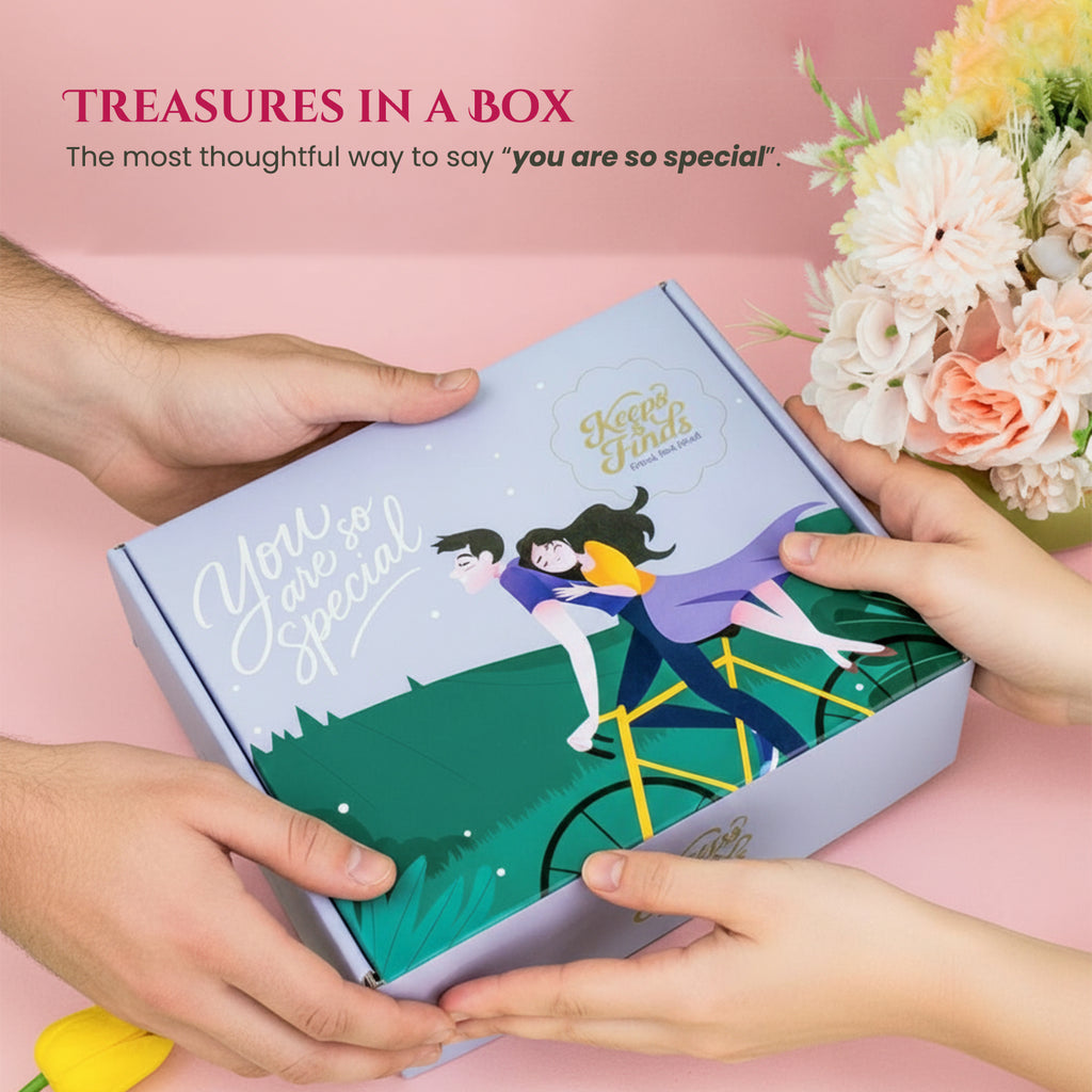 The Crochet Rose & Heart Necklace Keepsake Box