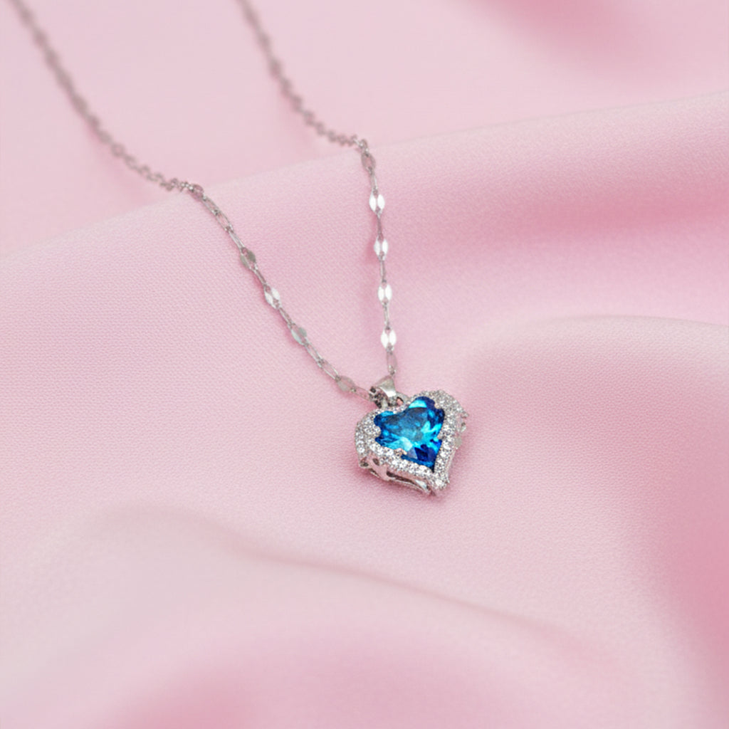 The Crochet Rose & Heart Necklace Keepsake Box